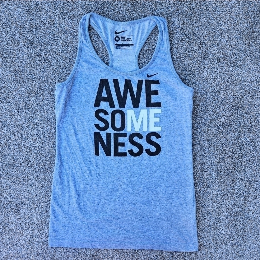 NIKE Awesomeness Dri-Fit Racerback Tank Top Workout Shirt Women's Size Medium